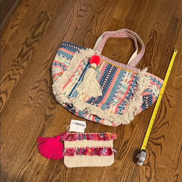 Colorful Fringe Tote Bag/ zipper pouch bundle - Picture 8 of 13